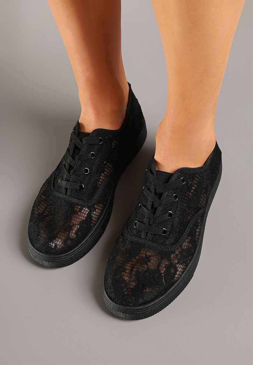 Czarne Tenisówki Ozdobione Koronką Orrisanne