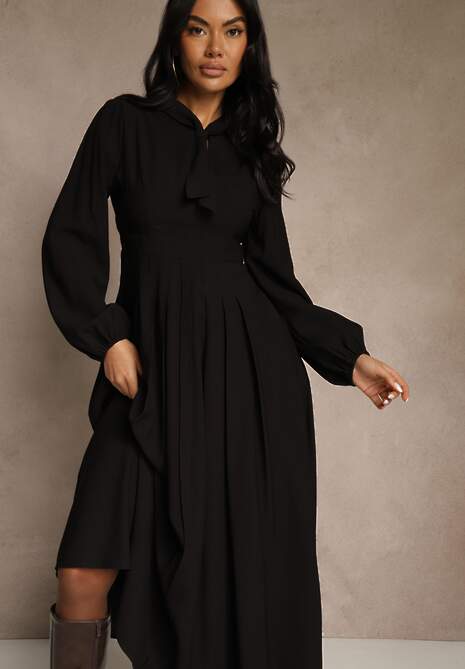 Czarna Sukienka Plisowana z Wiskozy Ozdobiona Wiązaniem Farrive