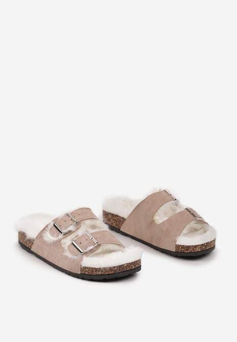 Beżowe Kapcie na Płaskiej Podeszwie z Paskami i Klamrami Cialetta