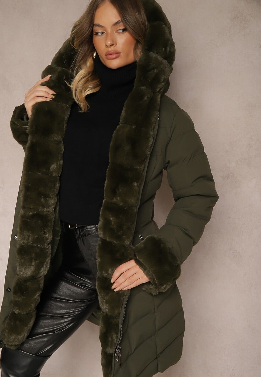 Ciemnozielona Kurtka z Pikowanymi Przeszyciami Mocno Ocieplana z Paskiem i Odpinanym Futerkiem Hedista