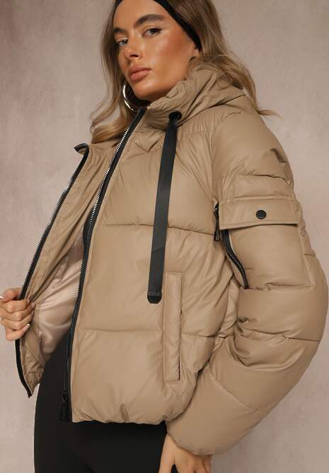 Ciemnobeżowa Kurtka Puffer z Pikowanymi Przeszyciami i Kapturem Renaria