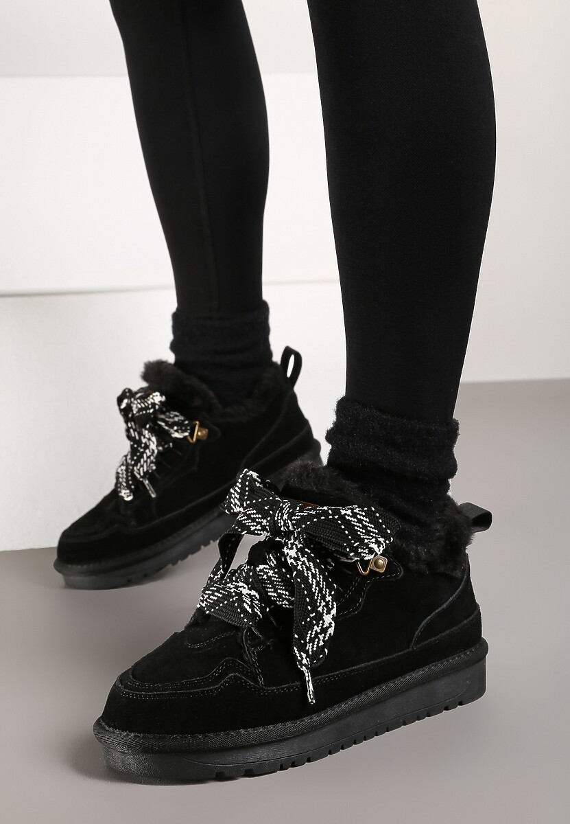 Czarne Śniegowce Typu Sneakersy ze Skóry Naturalnej Wyściełane Futerkiem Venalise