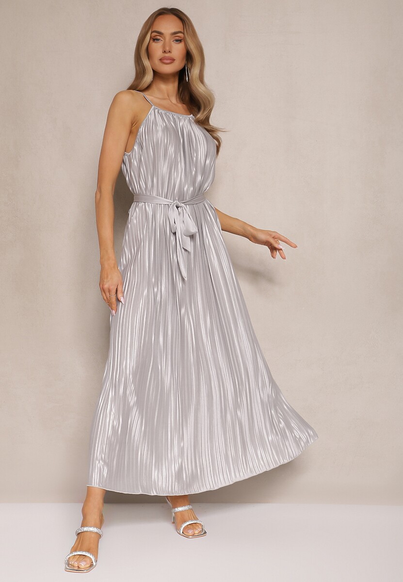 Czarna Sukienka Plisowana z Paskiem w Talii na Cienkich Ramiączkach Wasea