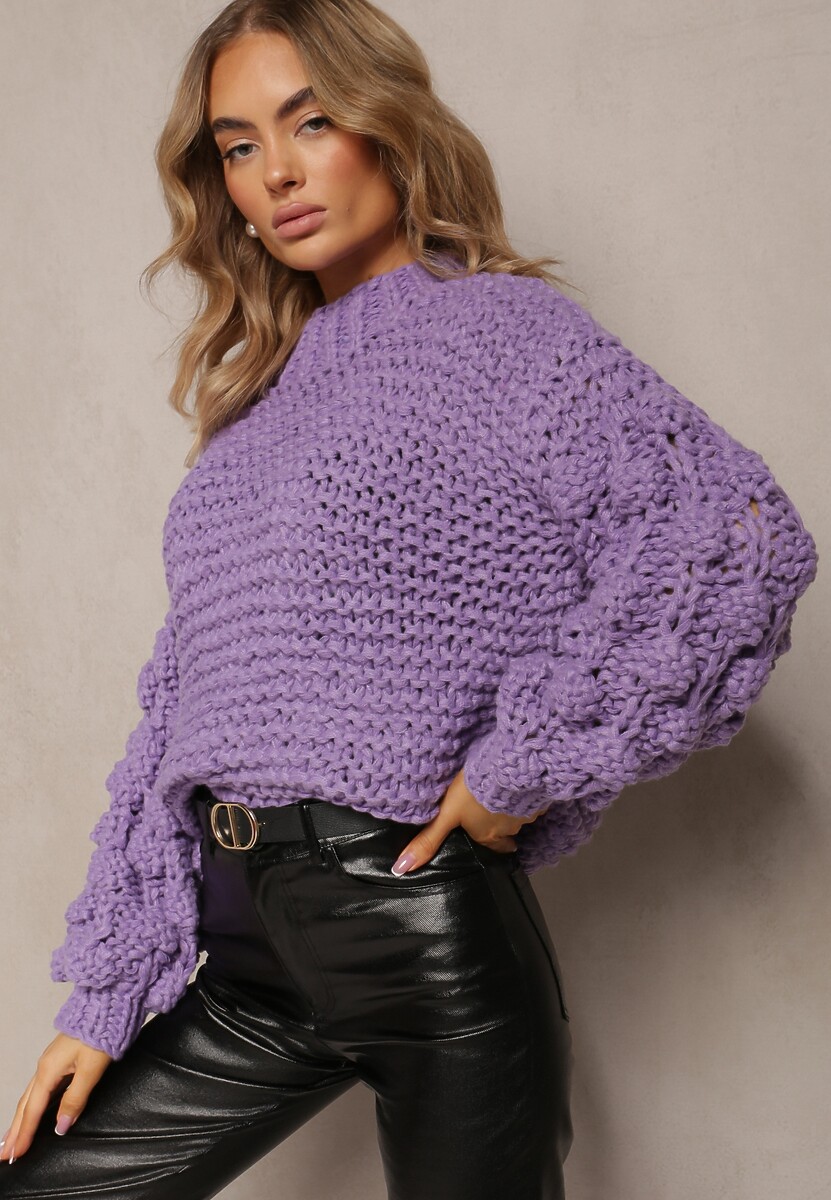 Fioletowy Klasyczny Golf z Ozdobnym Splotem na Rękawach Biska