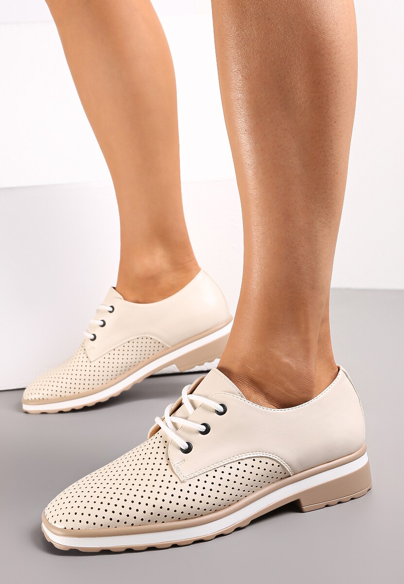 Beżowe Półbuty z Perforacyjną Cholewką i Wkładką ze Skóry Naturalnej Leeky