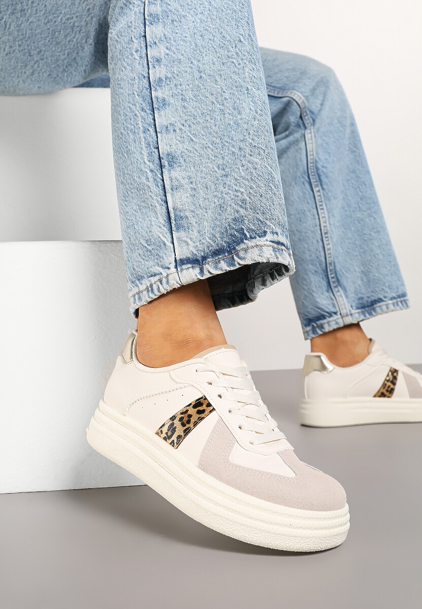 Białe Sneakersy na Platformie Ozdobione Paskami ze Sznurowaniem Bormi