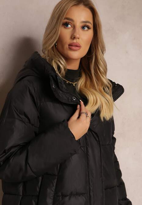 Czarna Kurtka za Kolano Pikowana z Kapturem Nafesa