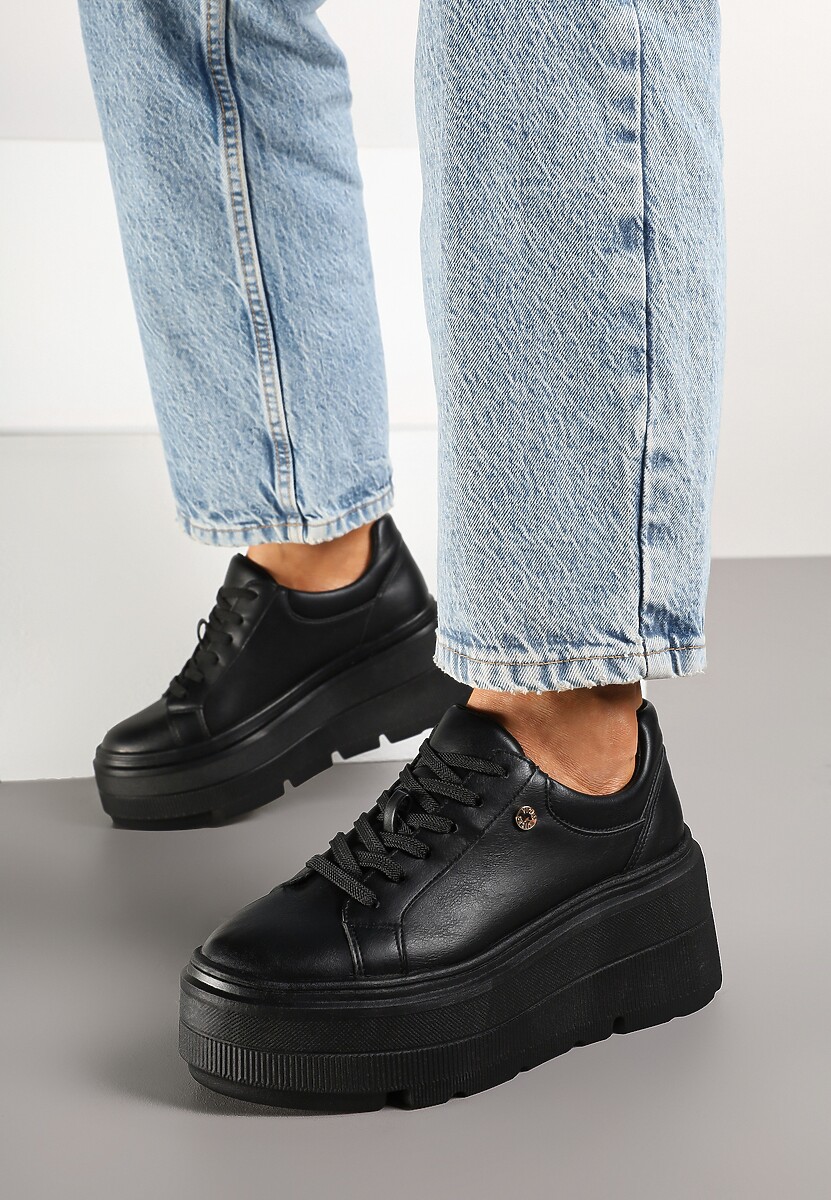 Czarne Sneakersy Vices na Grubej Podeszwie Tuliri