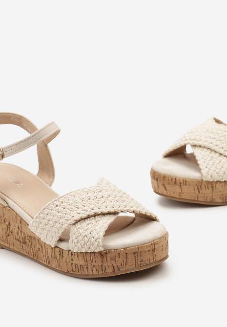 Beżowe Sandały na Korkowej Platformie i Koturnie z Ozdobnym Warkoczem i Sprzączką Hafassa