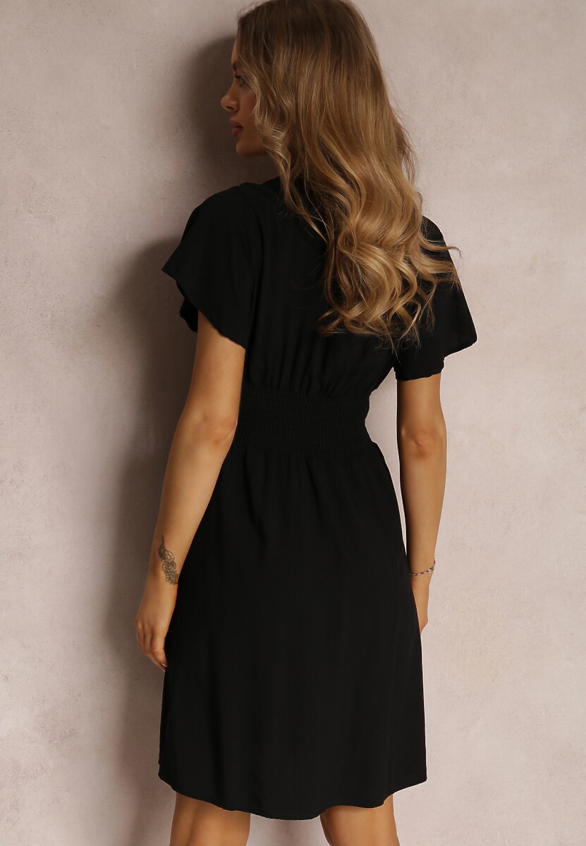 Czarna Sukienka z Wiskozy Jadith