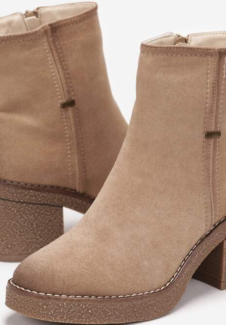 Beżowe Botki na Kwadratowym Słupku Addalynn