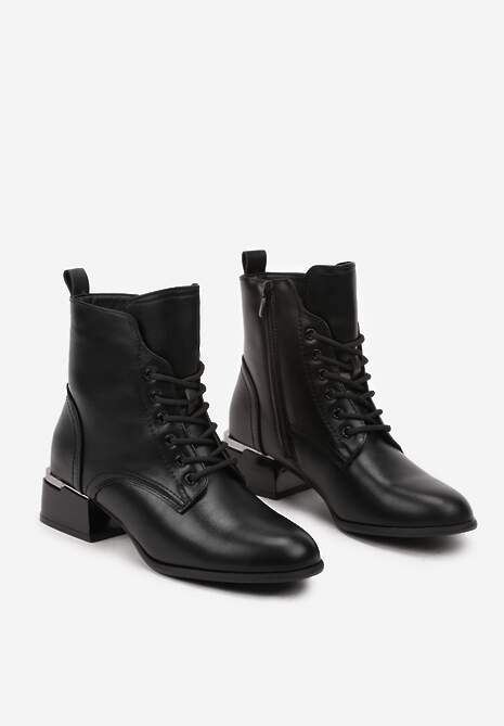 Czarne Botki na Słupku z Metaliczną Ozdobą przy Obcasie Iriva