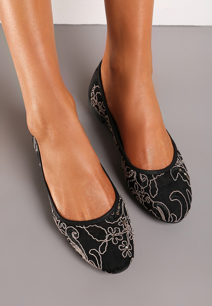 Białe Balerinki z Przeszyciami Ozdobione Cekinami Vellamira