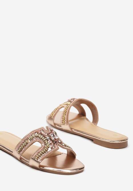 Szampańskie Klapki na Płaskiej Podeszwie Wykończone Cyrkoniami i Metalowymi Elementami Sanesstia