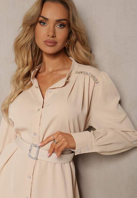 Beżowa Sukienka o Koszulowym Kroju z Materiałowym Paskiem i Guzikami Ozdobiona Cyrkoniami Frantia