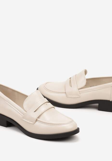 Beżowe Mokasyny na Płaskiej Podeszwie Wykończone Paskiem Ivista