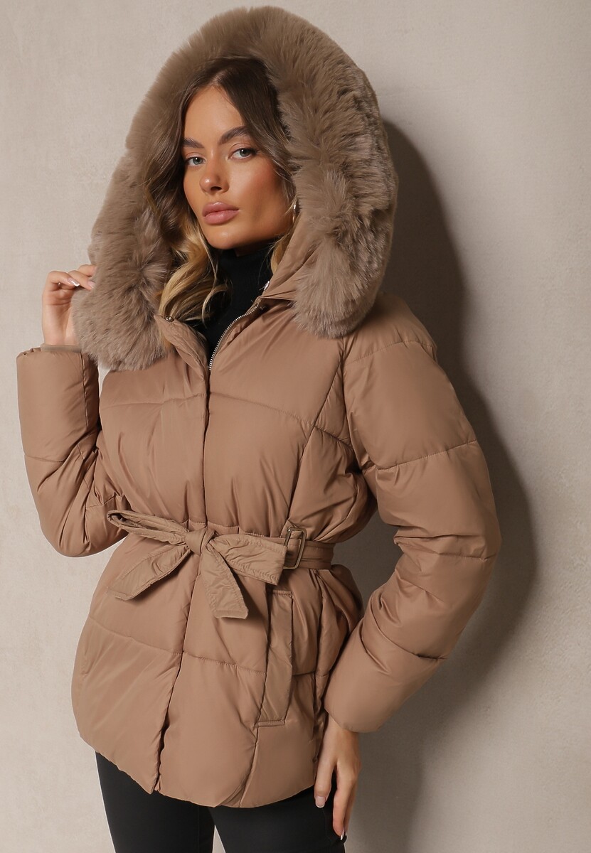 Beżowa Kurtka Pikowana z Kapturem i Odpinanym Kołnierzem Wiązana w Pasie Sialwenna