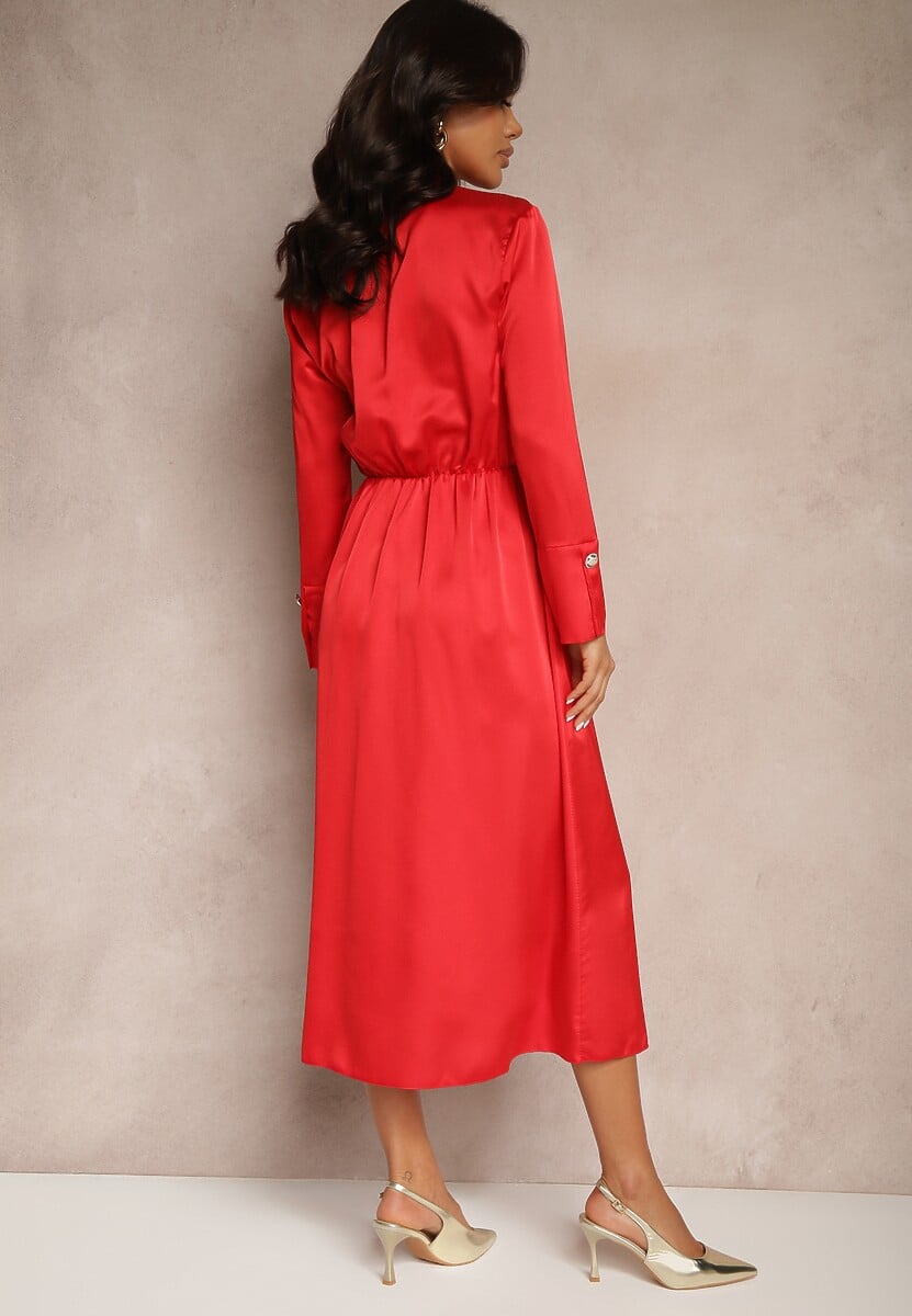 Czerwona Koktajlowa Sukienka z Satyny z Ozdobnym Guzikiem Leaneris