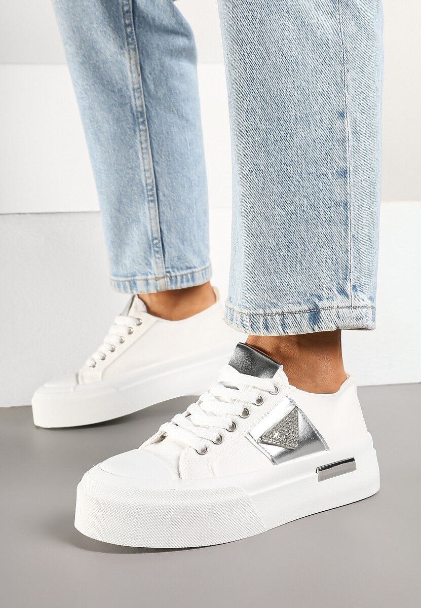 Białe Trampki na Grubej Podeszwie z Cyrkoniową Naszywką Penirea