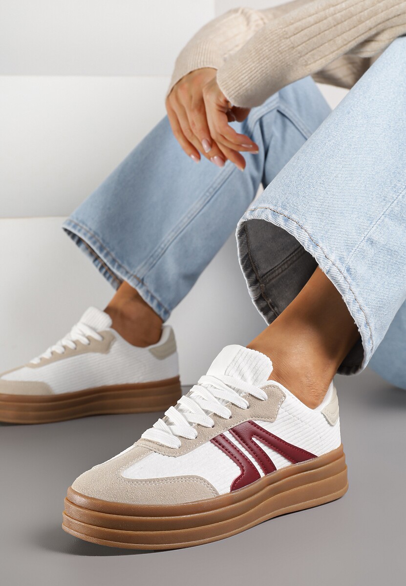 Białe Sneakersy Tenisówki na Platformie z Tłoczeniem i Geometrycznym  Motywem Kialie