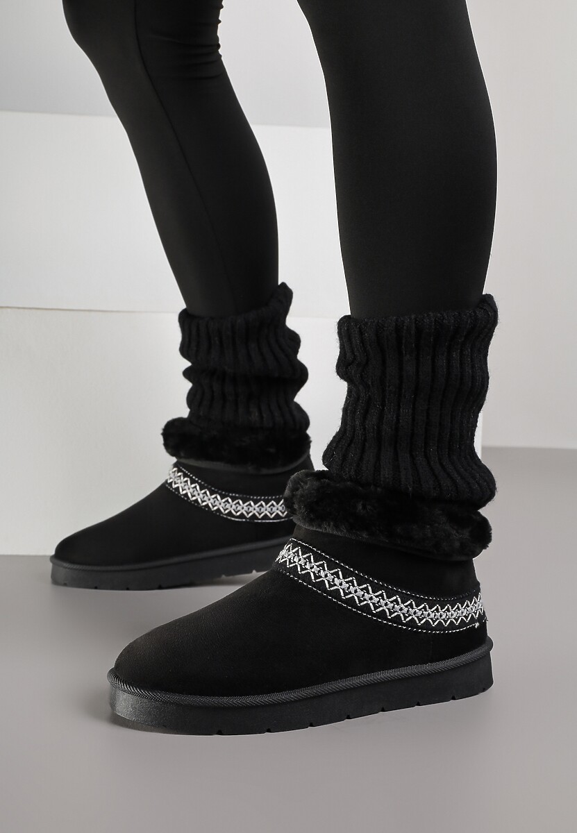 Czarne Rustykalne Śniegowce z Imitacji Zamszu z Haftem i Futerkiem Zetilda