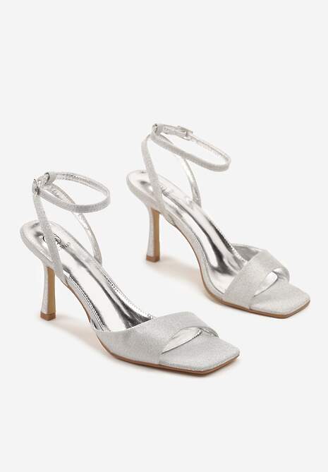 Srebrne Sandały na Szpilce z Noskiem o Kwadratowym Kształcie i Paskiem z Klamerką Meviora