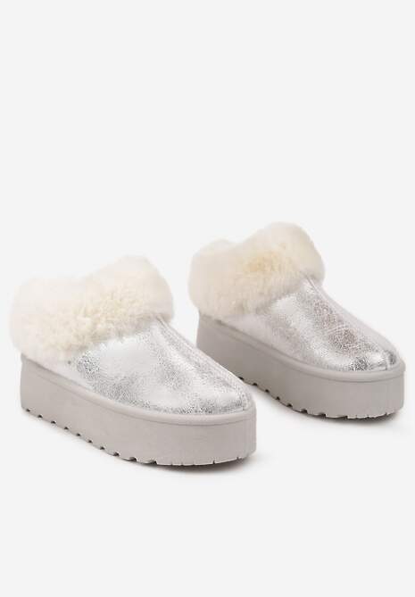 Srebrne Krótkie Śniegowce Wsuwane na Grubej Podeszwie Ozdobione Futerkiem Azida