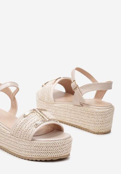 Beżowe Sandały na Platformie Ozdobione Plecionką Jutową i Klamerką Nehelenia