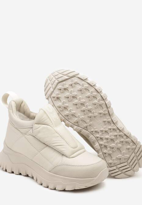 Jasnobeżowe Pikowane Sneakersy na Platformie Ozdobione Napisem Resilie