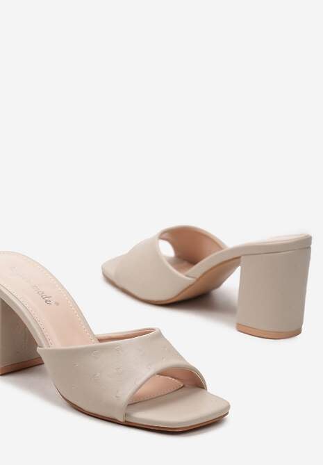 Beżowe Klapki na Obcasie z Szerokim Paskiem Nezewia