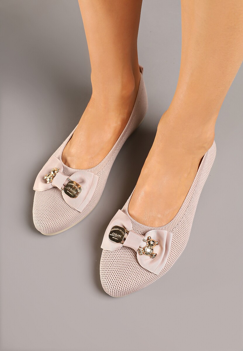 Ciemnoróżowe Balerinki Ozdobione Metalicznymi Aplikacjami i Kokardą Bretella