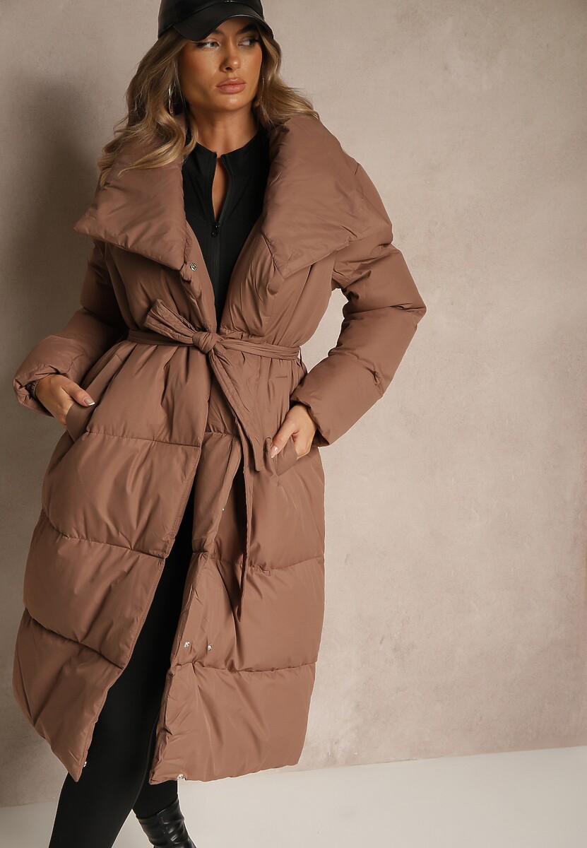 Różowa Kurtka Płaszcz z Wysokim Kołnierzem Zapinana na Napy z Paskiem Luliriva