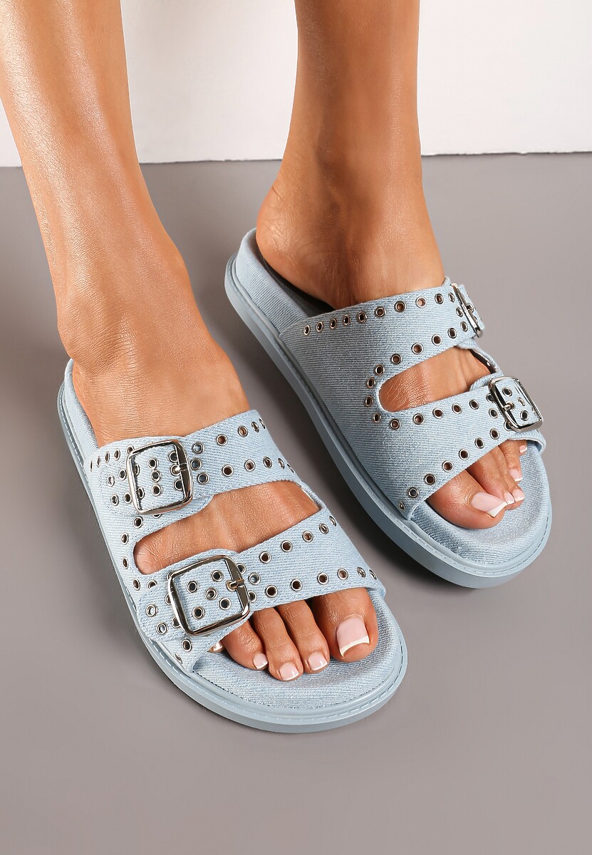 Jasnoniebieskie Płaskie Klapki Ozdobione Metalowymi Elementami i Klamrami Vilmamoon