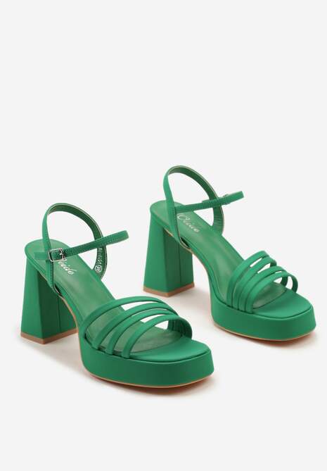 Zielone Sandały z Cienkimi Paskami Szerokim Słupkiem i Platformą Rireke