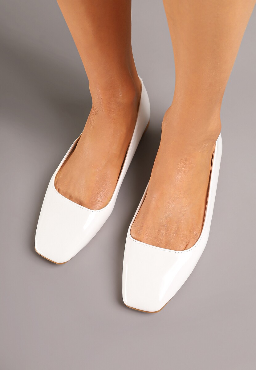 Białe Lakierowane Balerinki z Kwadratowym Noskiem Salaziela