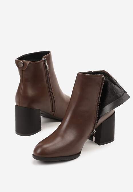 Brązowe Eleganckie Botki Vices na Słupku z Okrągłym Detalem przy Cholewce Widvire