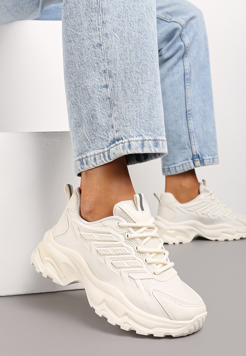 Beżowe Sneakersy na Tłoczonej Podeszwie z Siateczkowymi Wstawkami Amrogia