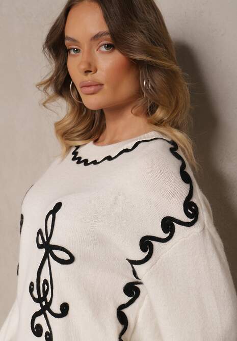 Jasnobeżowy Sweter z Wiskozą i Geometrycznym Wzorem Senallin