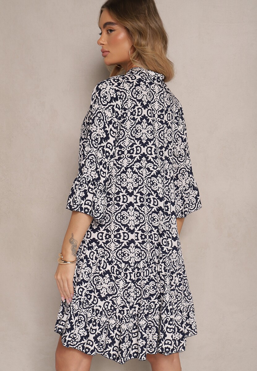 Granatowa Rozkloszowna Sukienka z Bawełny w Ornamentalny Wzór z Falbaną Lanariella