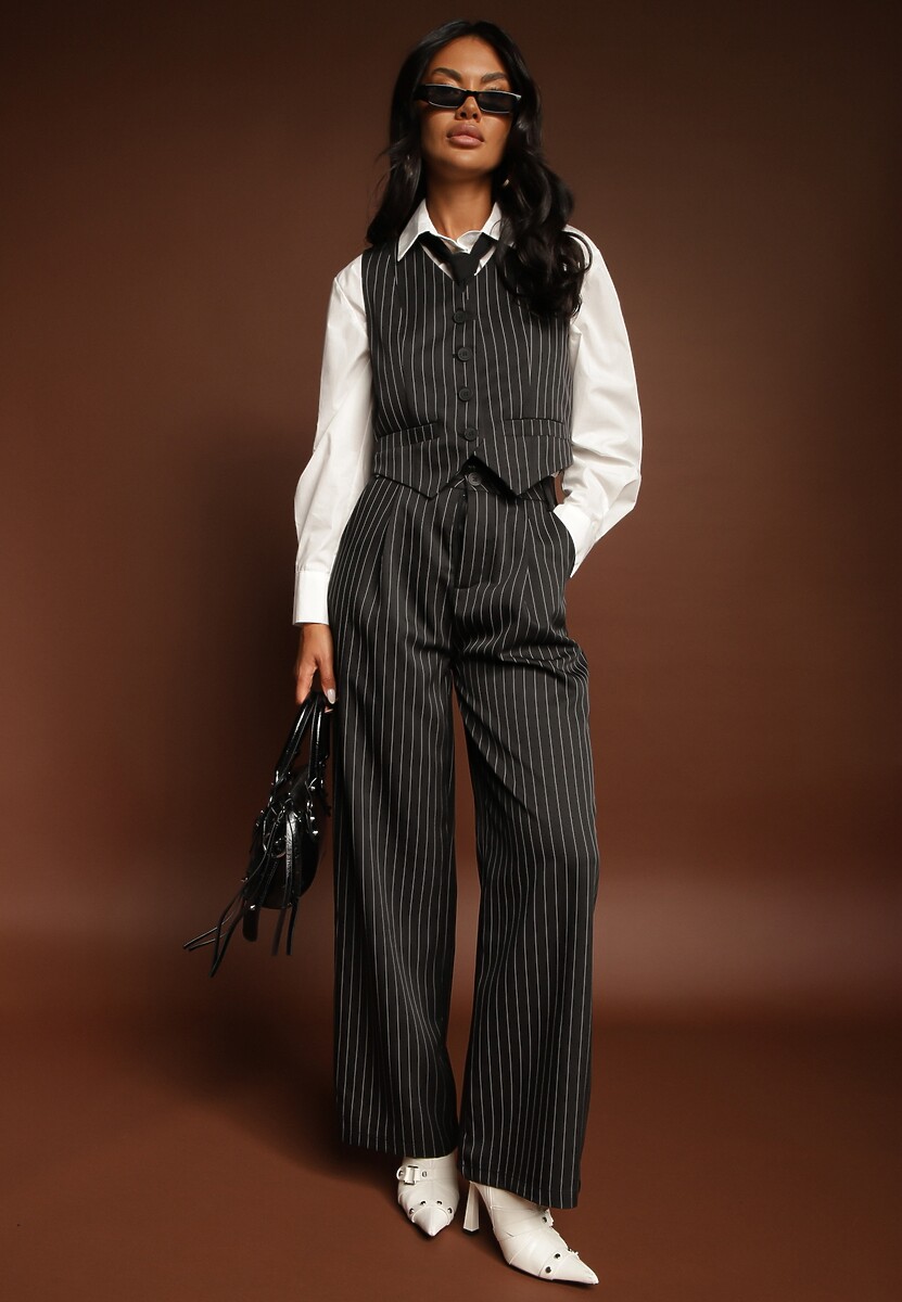 Czarny Garniturowy Komplet w Delikatne Prążki z Kamizelką i Luźnymi Spodniami Paliera