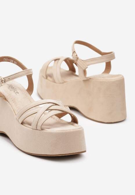 Beżowe Sandały na Koturnie z Ozdobnymi Paskami Zapinane przy Kostce Imeria