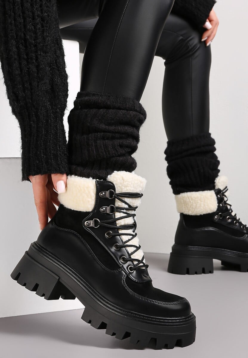 Czarne Sznurowane Traperki na Płaskiej Podeszwie z Futerkiem Alita