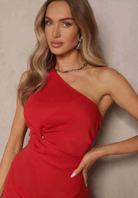Czerwona Sukienka na Ramię Ozdobiona Falbaną Lunivaria