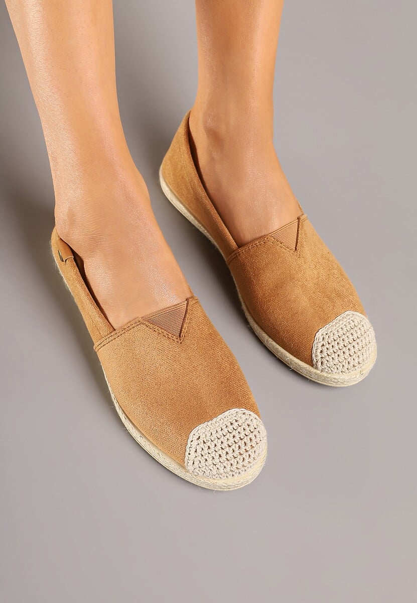 Brązowe Espadryle z Elastyczną Wstawką Zdobione Plecionką Kinellis