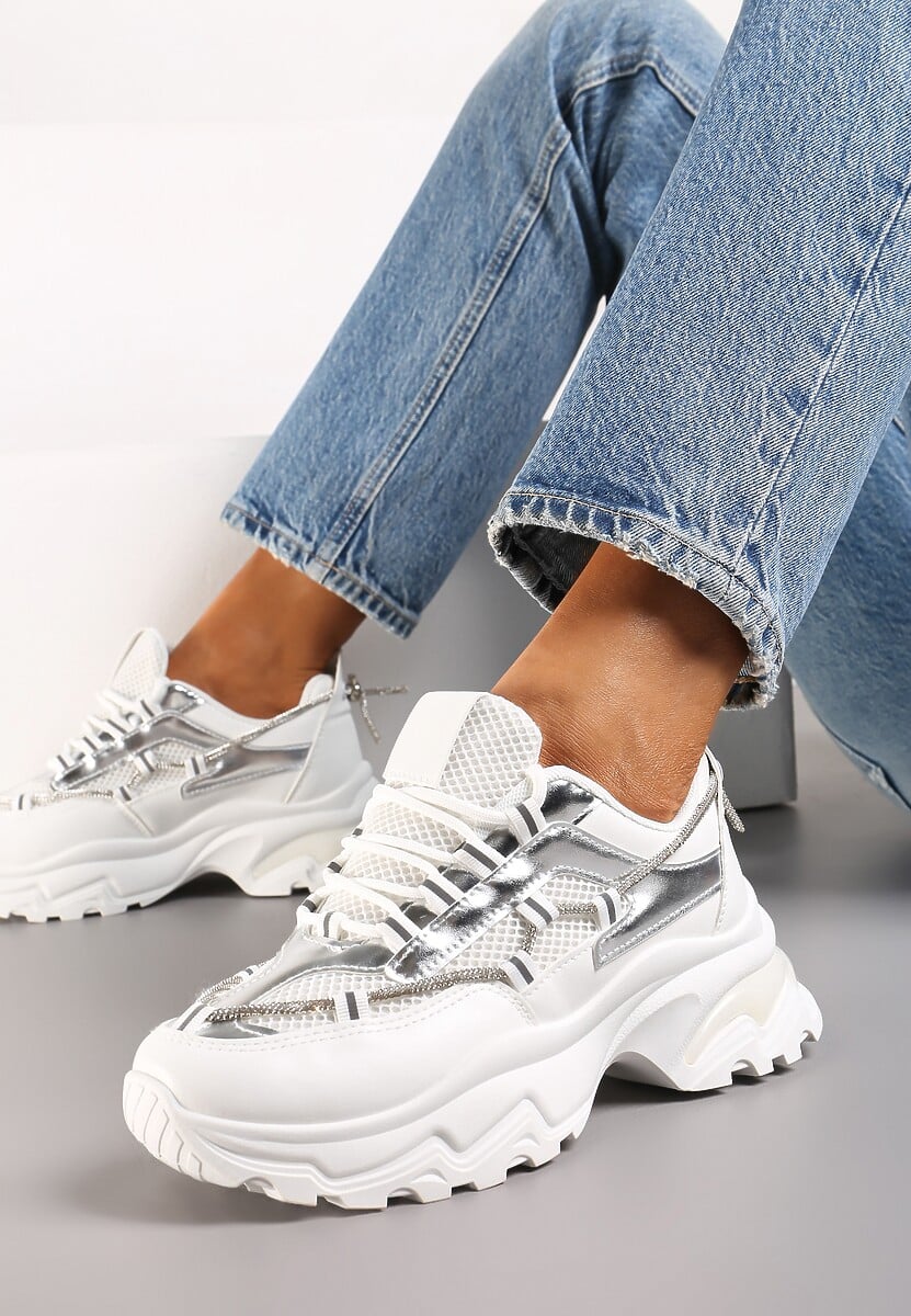 Czarno-Białe Sneakersy z Ozdobnym Sznurkiem i Cyrkoniami na Grubej Podeszwie Fionalee