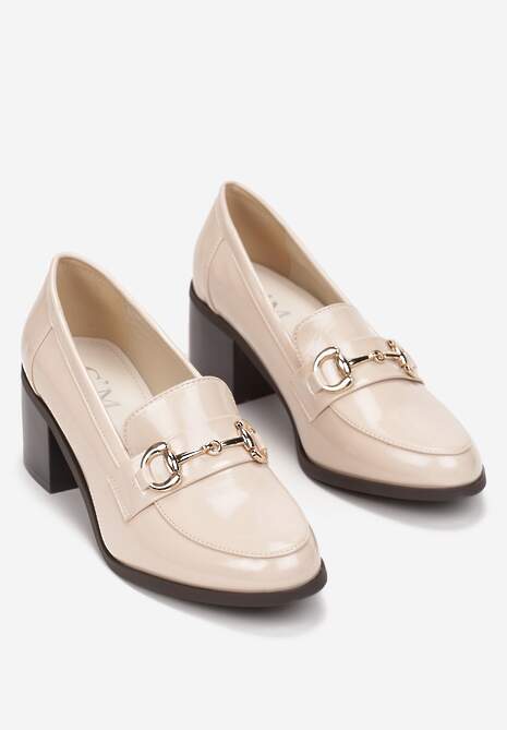 Beżowe Lakierowane Mokasyny na Słupku z Klamerką Einasa