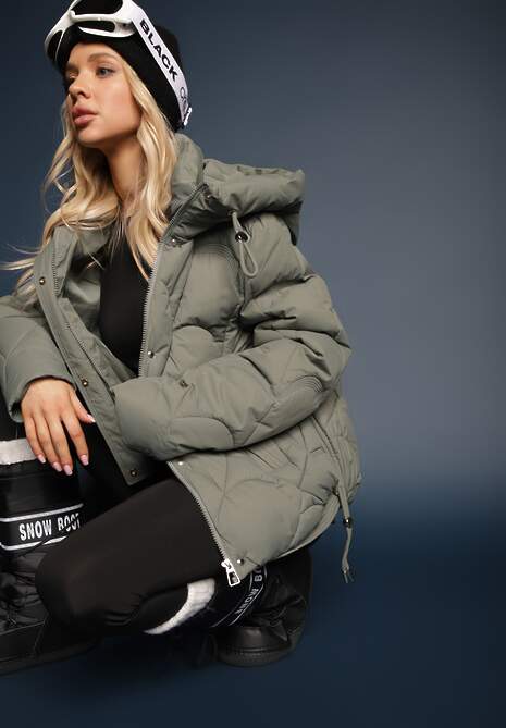 Ciemnozielona Pudełkowa Kurtka Zdobiona Pikowanymi Przeszyciami z Kapturem i Ściągaczami Ziasha