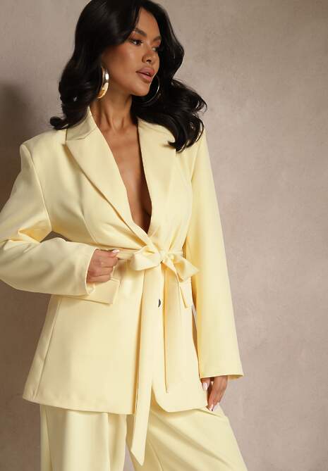 Żółta Jednorzędowa Marynarka o Taliowanym Fasonie z Wiązanym Paskiem Daviritte