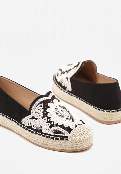 Czarne Espadryle Ozdobione Haftem i Cekinami na Podeszwie z Plecionki Merindoria