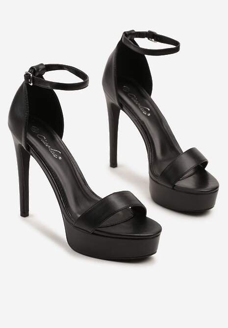 Czarne Szpilki na Platformie w Klasycznym Stylu Addsea